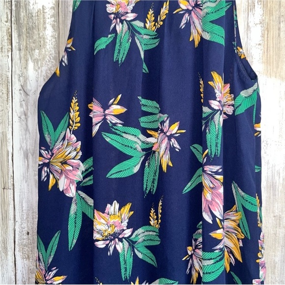 Mix by 41 Hawthorn Blue Floral Sleeveless Blouse - Picture 2 of 4